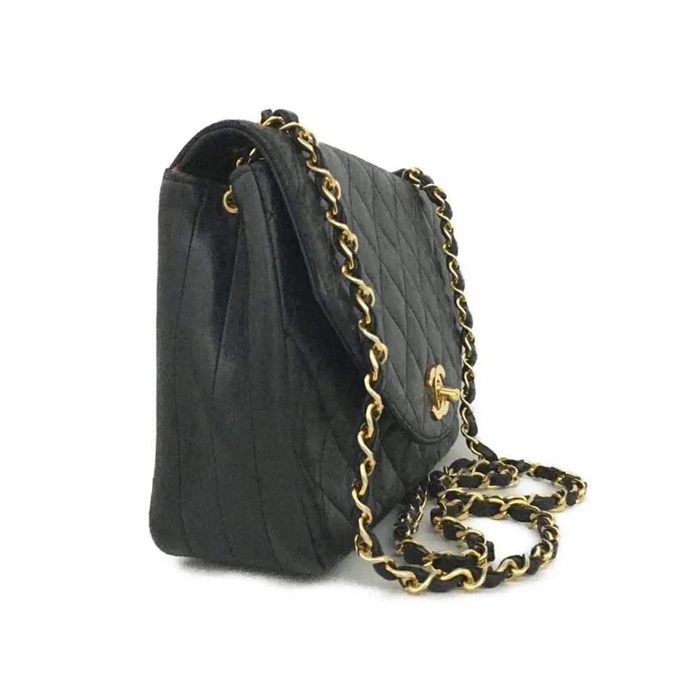 SOLD SOLD SOLD CHANEL Quilted Matelasse CC Logo Lambskin Chain Shoulder Bag - Picture 6 of 16